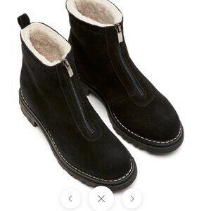 La Canadienne black suede winter boot sherling-lined (NWOT)